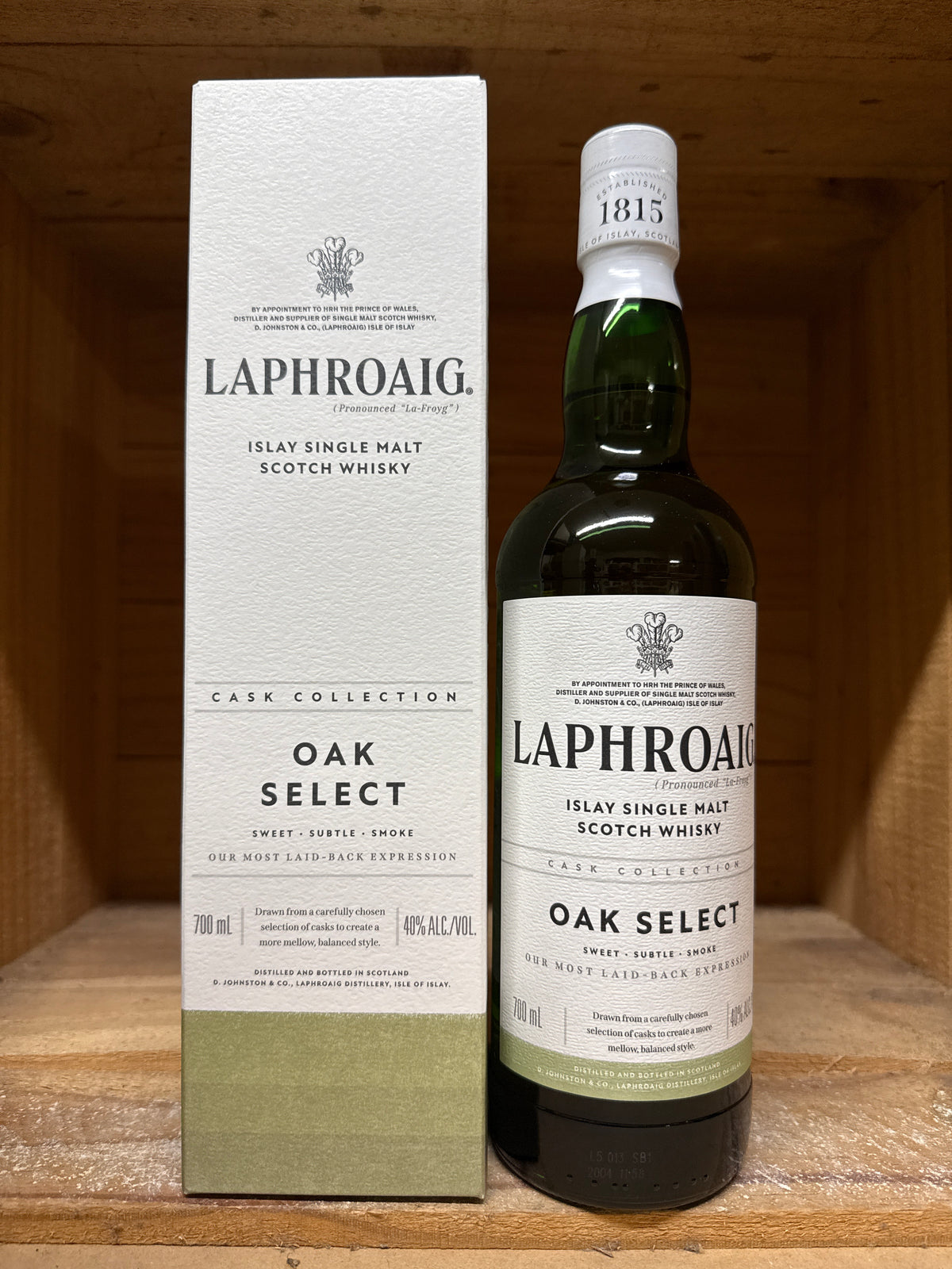 Laphroaig Oak Select Islay Single Malt Whisky 700ml — Eight PM