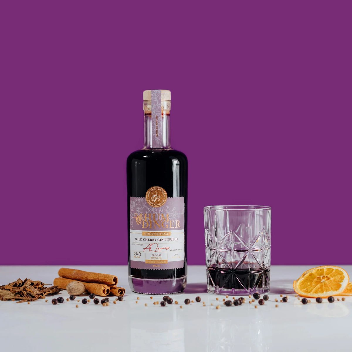 Hum Dinger New Zealand Made Wild Cherry Gin Liqueur 500mL — Eight PM